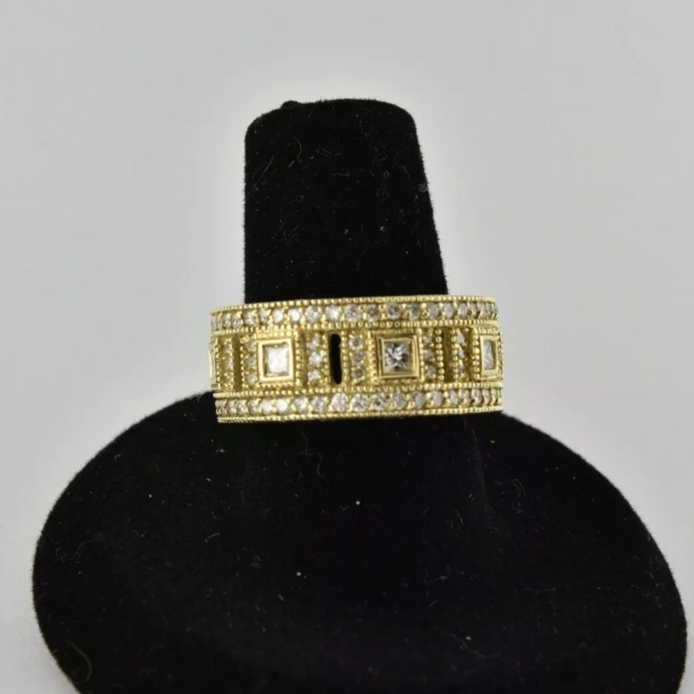 14K Yellow gold and diamond ring